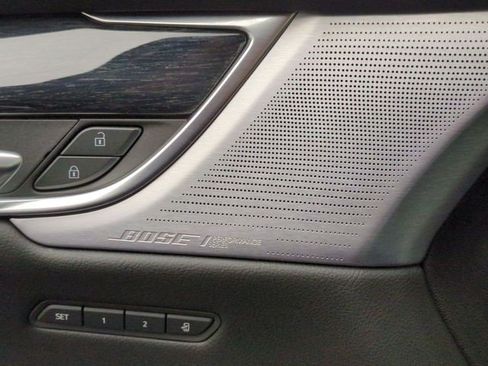 Certified 2024 Cadillac XT5 Premium Luxury w/ LPO, Floor Liner Package AWD/4WD image 23