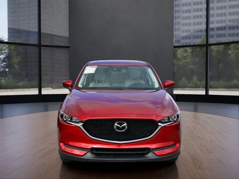 Used 2019 MAZDA CX-5 Touring image 2