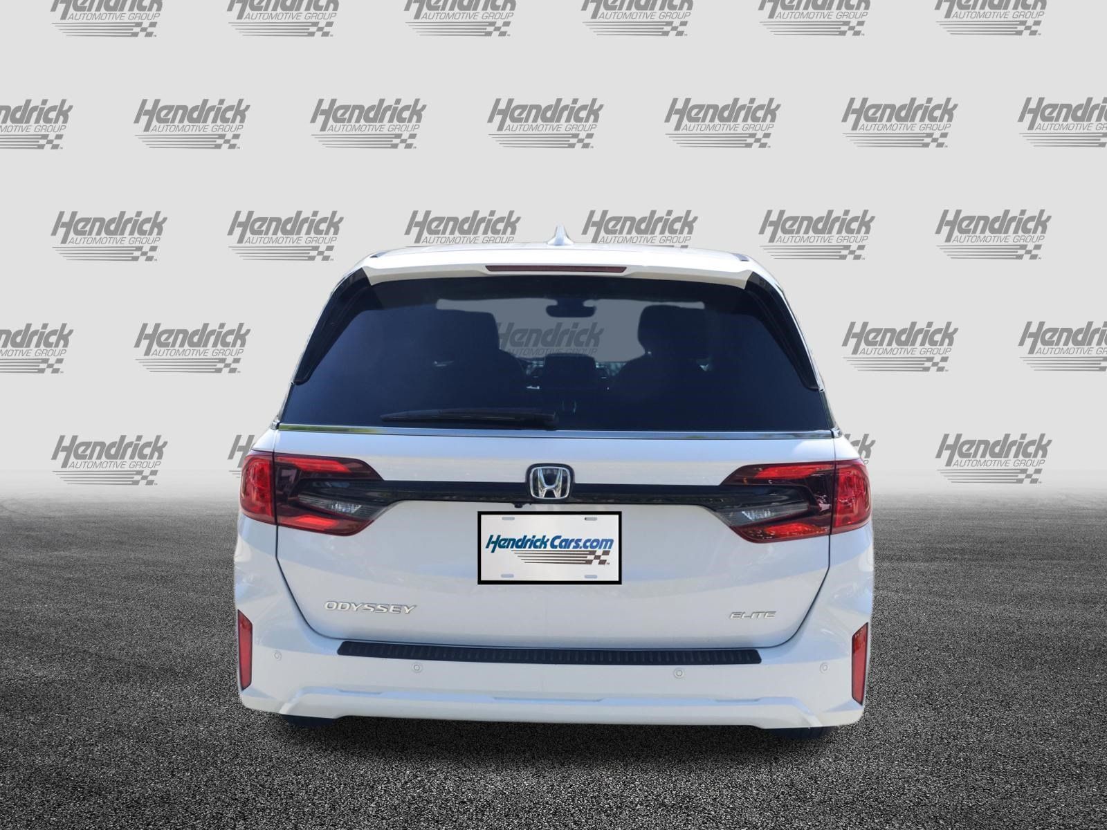 Used 2025 Honda Odyssey Elite image 8