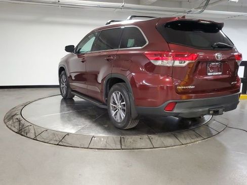 Used 2018 Toyota Highlander XLE image 7