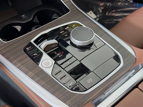 New 2026 BMW X5 xDrive40i w/ Climate Comfort Package image 20