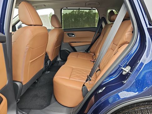 New 2026 Nissan Rogue Platinum w/ Tech Package image 18