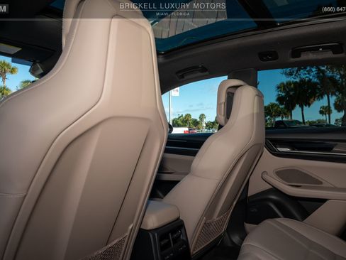 Used 2025 Porsche Macan 4 Electric image 20