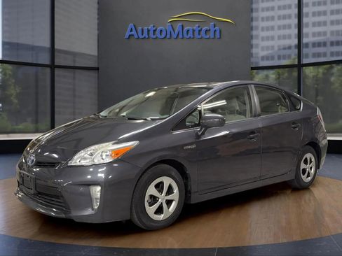 Used 2014 Toyota Prius Two image 4