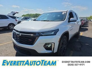 Used 2022 Chevrolet Traverse RS FWD video 1