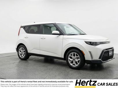 Used 2025 Kia Soul LX w/ LX Technology Package
