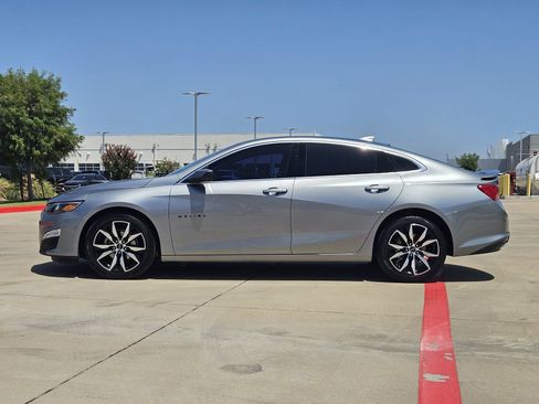 Certified 2025 Chevrolet Malibu RS FWD image 3