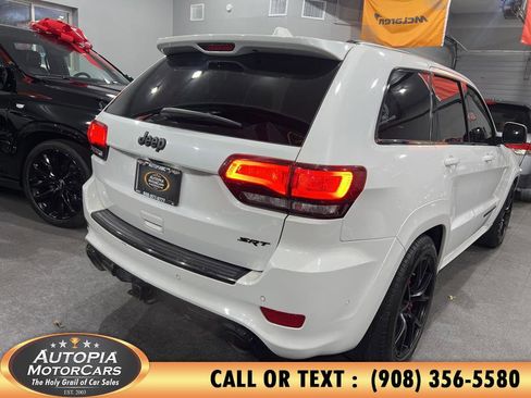 Used 2021 Jeep Grand Cherokee SRT image 38