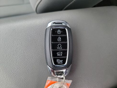 Used 2021 Hyundai Elantra SEL image 23