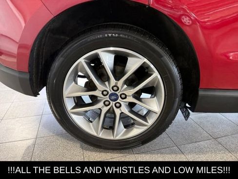 Used 2017 Ford Edge Titanium w/ Equipment Group 301A AWD/4WD image 11