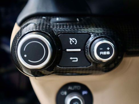 Certified 2023 Ferrari 812 GTS RWD image 22