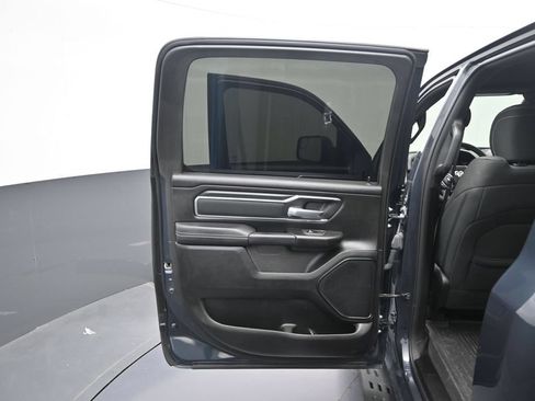 Used 2025 RAM 1500 Big Horn AWD/4WD image 34