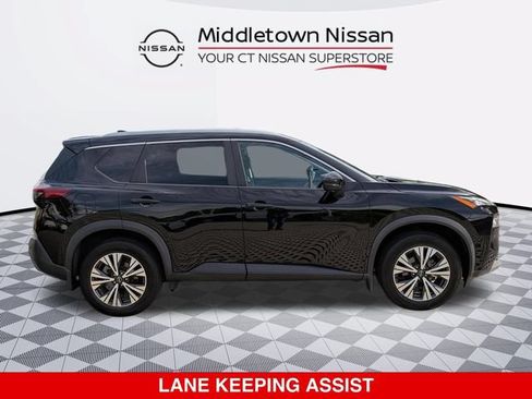 Certified 2022 Nissan Rogue SV w/ SV Premium Package AWD/4WD image 2