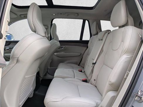New 2026 Volvo XC90 T8 Ultra image 17