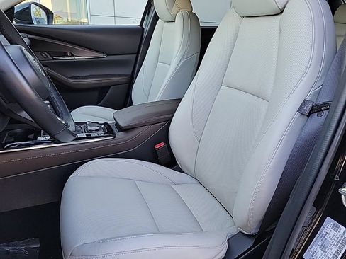 Used 2023 MAZDA CX-30 AWD 2.5 S w/ Premium Package image 10