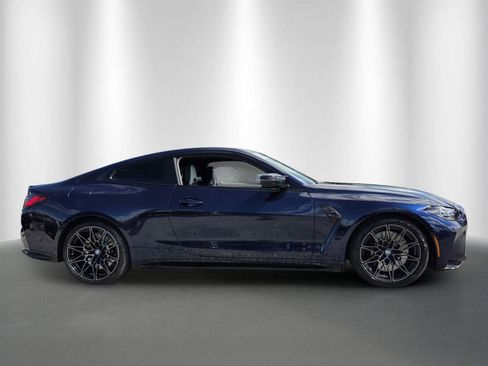 Used 2022 BMW M4 Competition w/ Executive Package RWD image 8