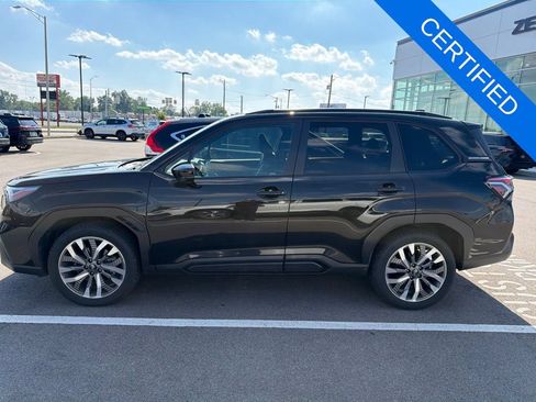 Used 2025 Subaru Forester Touring AWD/4WD image 4