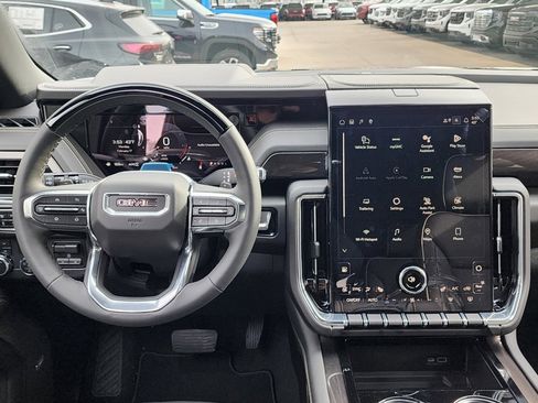 New 2025 GMC Yukon XL Elevation image 27