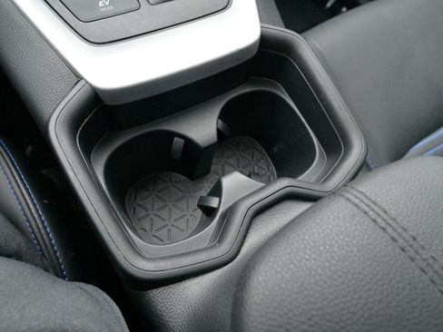 Used 2021 Toyota RAV4 XSE image 29