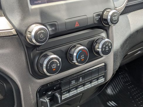 Used 2022 RAM 3500 Tradesman w/ Chrome Appearance Group image 21