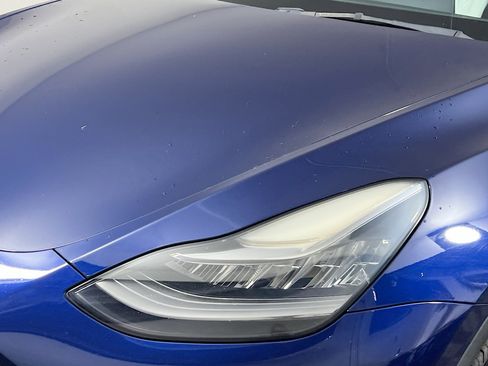 Used 2022 Tesla Model Y Long Range image 11