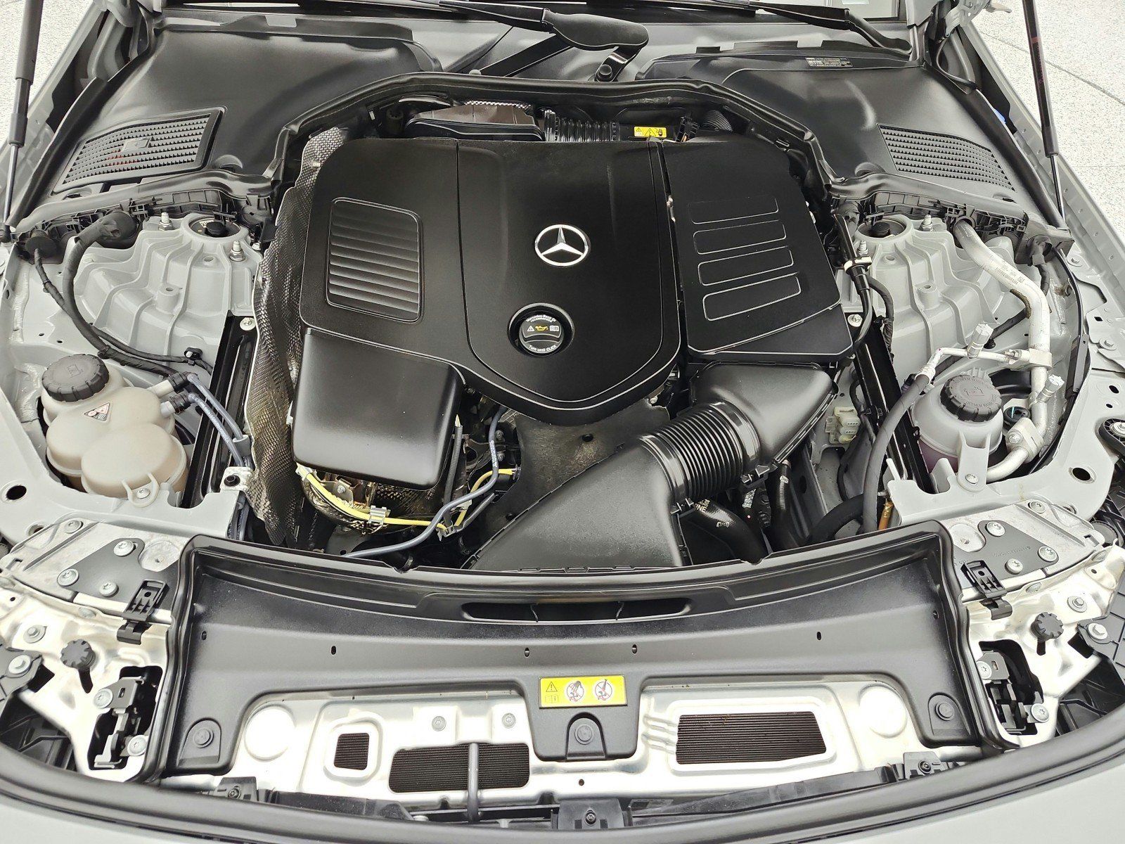 Used 2026 Mercedes-Benz CLE 300 4MATIC Coupe w/ AMG Line image 17
