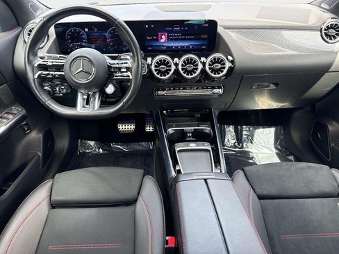Used 2025 Mercedes-Benz GLA 35 AMG 4MATIC image 38