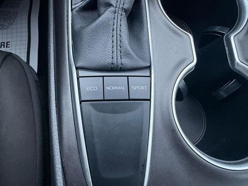 Used 2024 Toyota Camry LE image 14