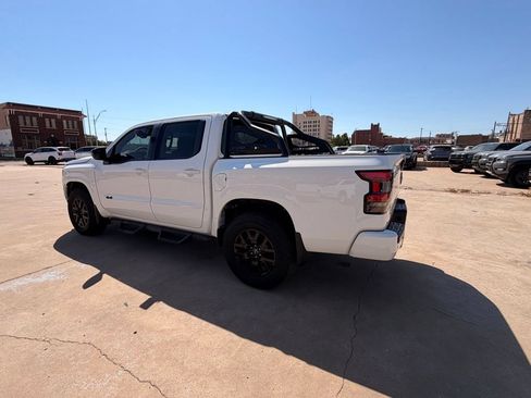 Certified 2023 Nissan Frontier SV w/ Midnight Edition Package AWD/4WD image 3