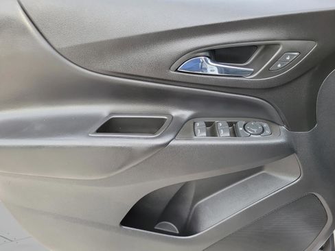 Used 2022 Chevrolet Equinox LT FWD image 21