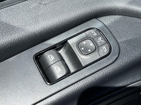 New 2025 Mercedes-Benz Sprinter 2500 image 13