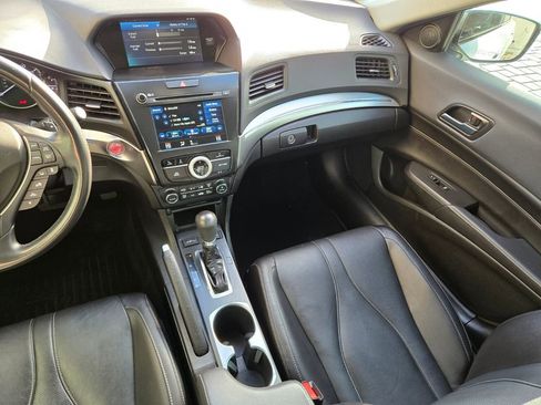Used 2020 Acura ILX w/ Premium Package image 16