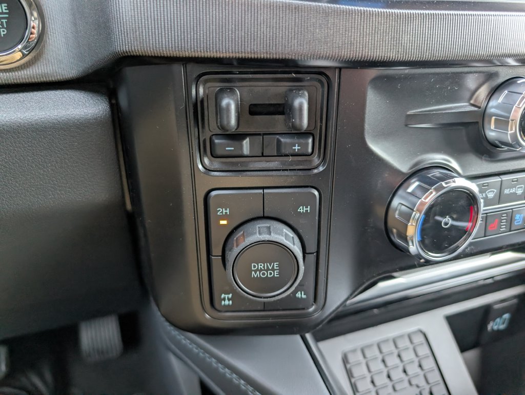 New 2026 Ford F250 Platinum AWD/4WD image 12