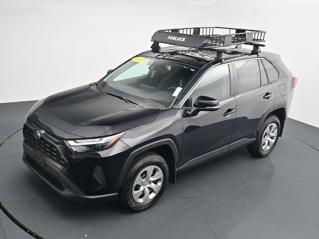 Used 2023 Toyota RAV4 LE AWD/4WD image 27