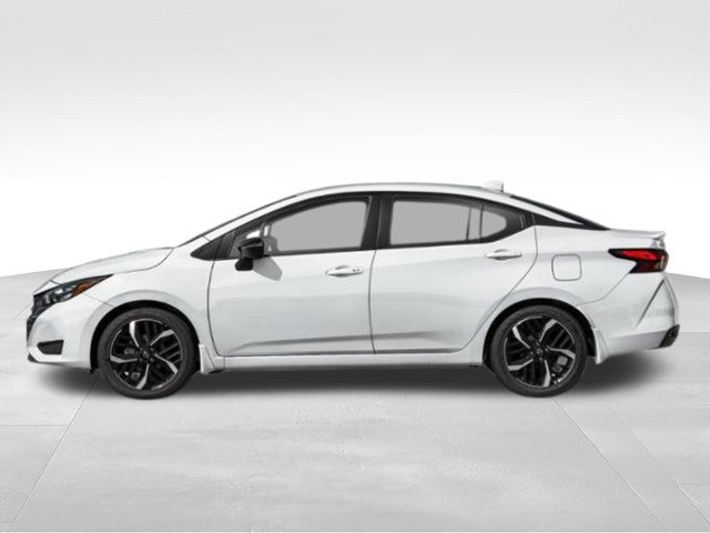 Used 2025 Nissan Versa SR w/ Trunk Package FWD image 3