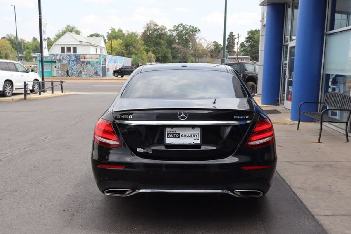 Used 2019 Mercedes-Benz E 450 4MATIC Sedan w/ Premium Package image 4