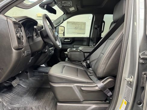 Used 2025 Chevrolet Silverado 2500 W/T w/ WT Convenience Package RWD image 13