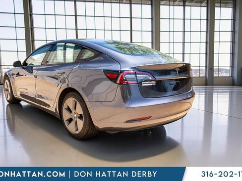 Used 2021 Tesla Model 3 Standard Range Plus RWD image 29