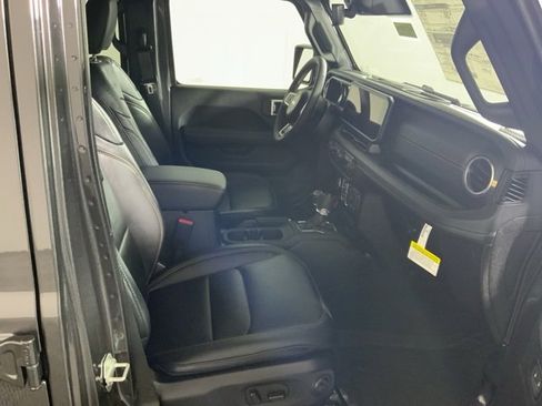 Used 2024 Jeep Wrangler Sahara w/ Technology Group image 36