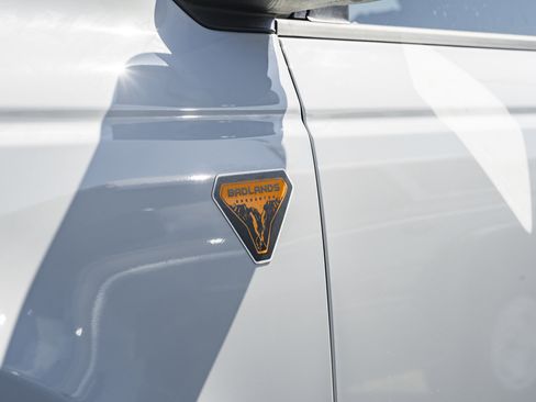 New 2026 Ford Bronco Badlands AWD/4WD image 15