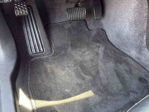 Used 2018 Chevrolet Malibu LT w/ Leather Package image 15