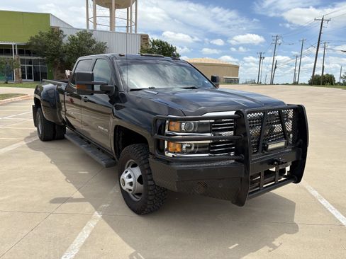Used 2016 Chevrolet Silverado 3500 W/T w/ WT Convenience Package AWD/4WD image 6
