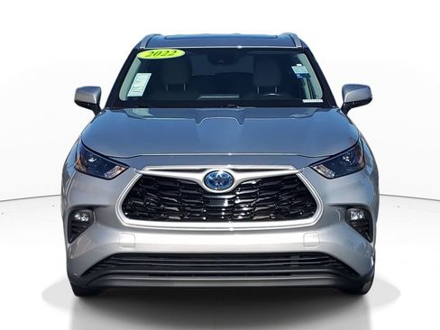 Used 2022 Toyota Highlander XLE image 10