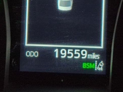 Used 2024 Toyota Camry LE w/ Convenience Package FWD image 10