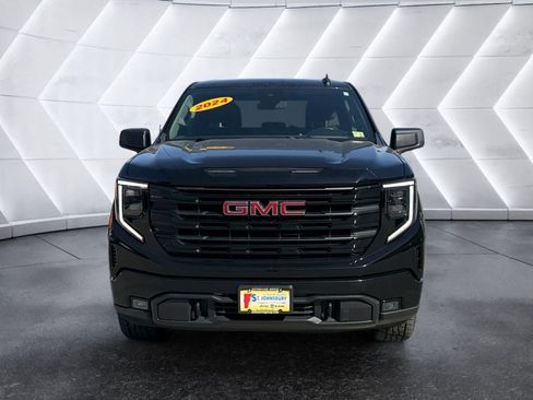 Used 2024 GMC Sierra 1500 Elevation AWD/4WD image 9