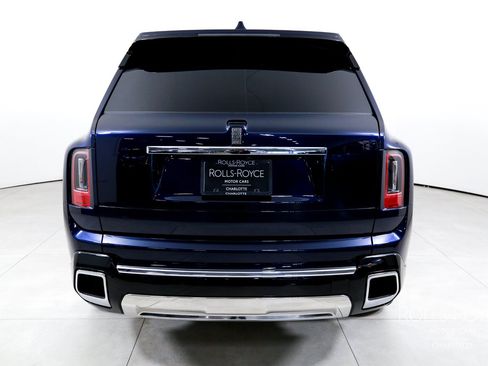 Used 2025 Rolls-Royce Cullinan AWD/4WD image 9