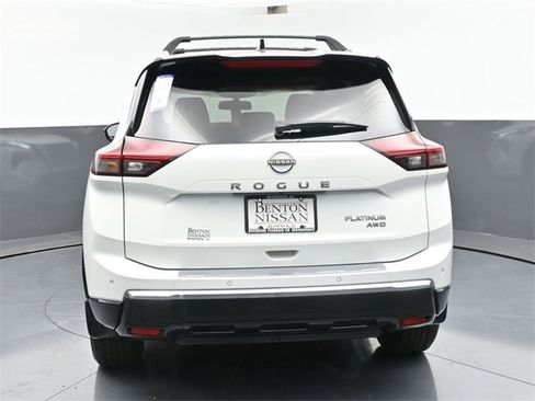 New 2025 Nissan Rogue Platinum w/ Platinum Premium Package image 40