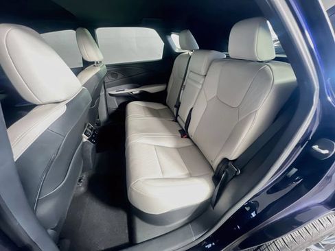 Used 2025 Lexus RX 350 Premium Plus w/ Convenience Package FWD image 27