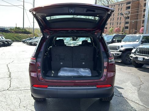 New 2026 Jeep Grand Cherokee L Limited AWD/4WD image 7