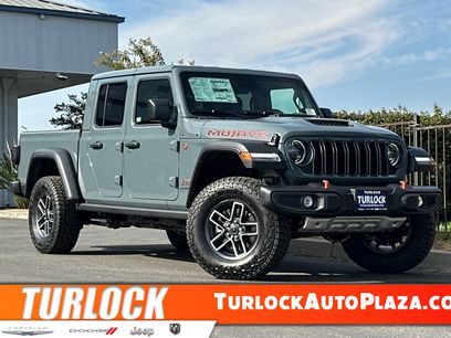 New 2025 Jeep Gladiator Mojave w/ Convenience Group